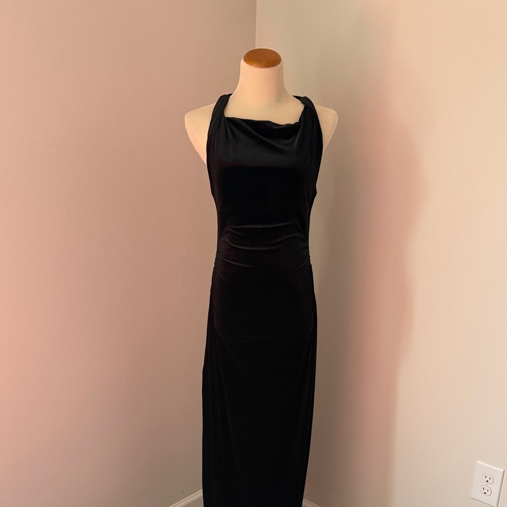 Classic Black Velvet Sleeveless Maxi Dress